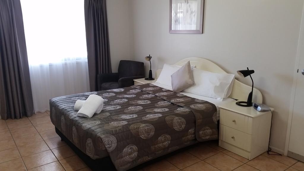 True Blue Motor Inn Rockhampton Quarto foto